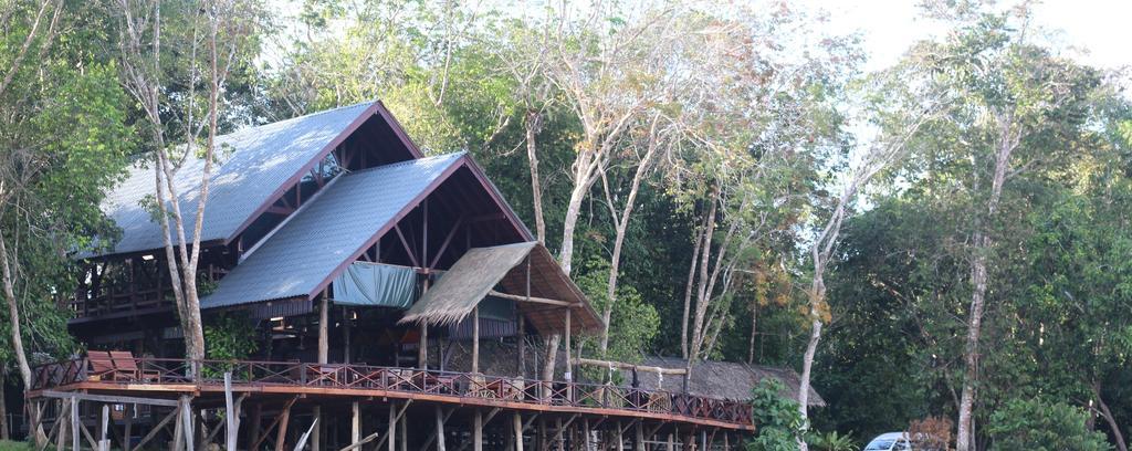 Borneo Natural Sukau Bilit Resort Exterior foto